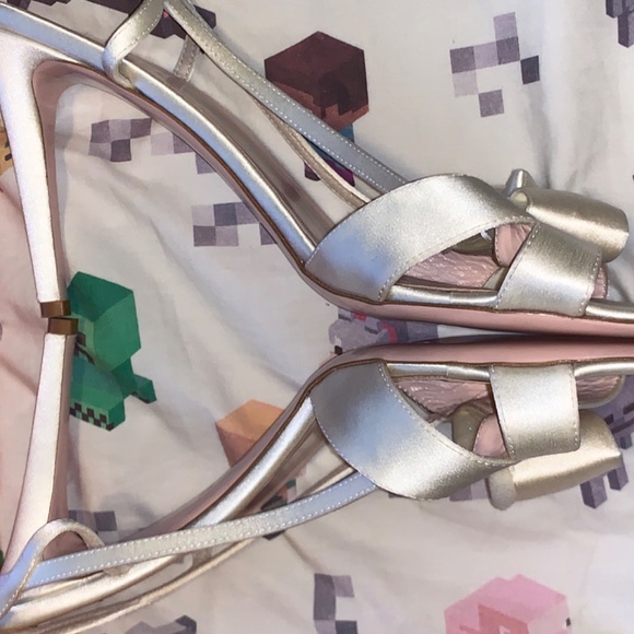 Kate Spade Ivory Bridal Satin Slingback "Ideal" Heels - Size 11 - Picture 5 of 12